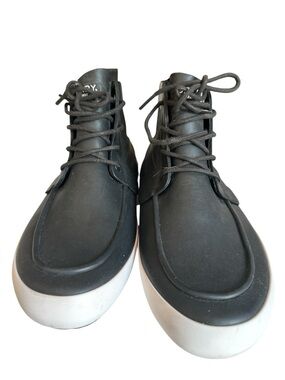 Men’s Sperry High Top Water-Resistant Rubber Sneakers -Size 10